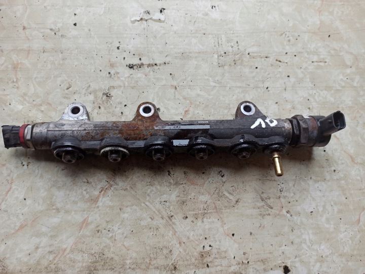 rampa goriva dizni RENAULT NISSAN 2.0 DCI 0445214155