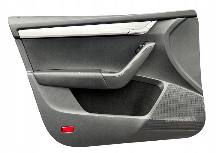 Bok dvere ľavý predok SKODA OCTAVIA III 12