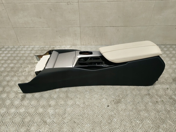 BMW 5 G30 TUNEL Moyenne Accoudoir ELFENBEINWEISS