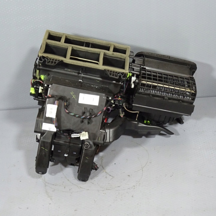 OPEL ASTRA J 1.6CDTI heater 13497124