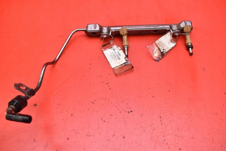 rampa goriva dizni injektori, dizne TOYOTA AURIS 2 II 1.6 VALVEMATIC 132 KM 12-15