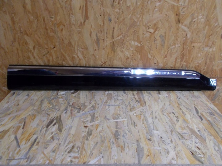 moulding for door right front VOLVO XC90 II 31448428