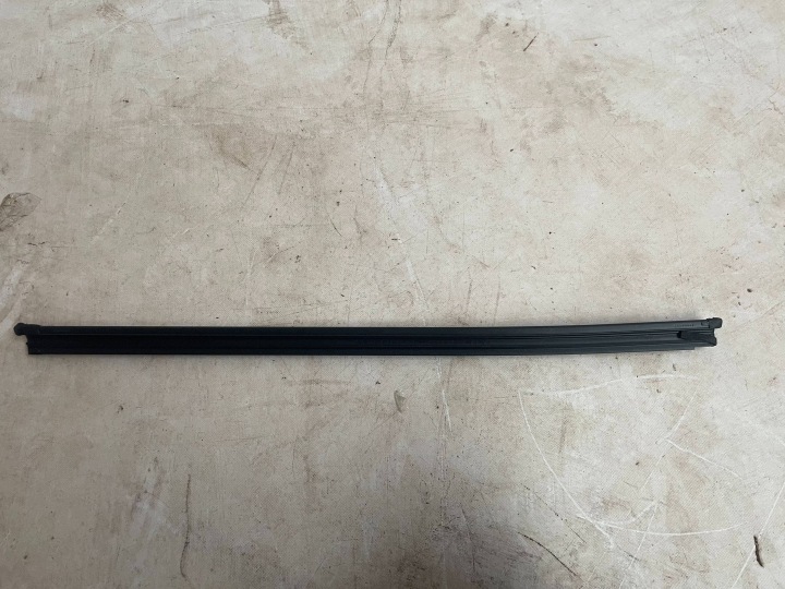 Joint Portière Avant Bouche buse Droit VOLKSWAGEN TIGUAN 3 571837479A @A