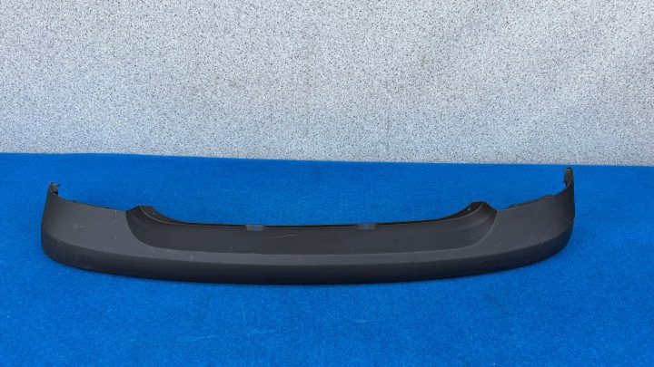 HYUNDAI GETZ LIFT 05-11 ROK Leiste Schutzleiste der Stoßstange heck Blende Gehäuse 86623-1C300 Z21F
