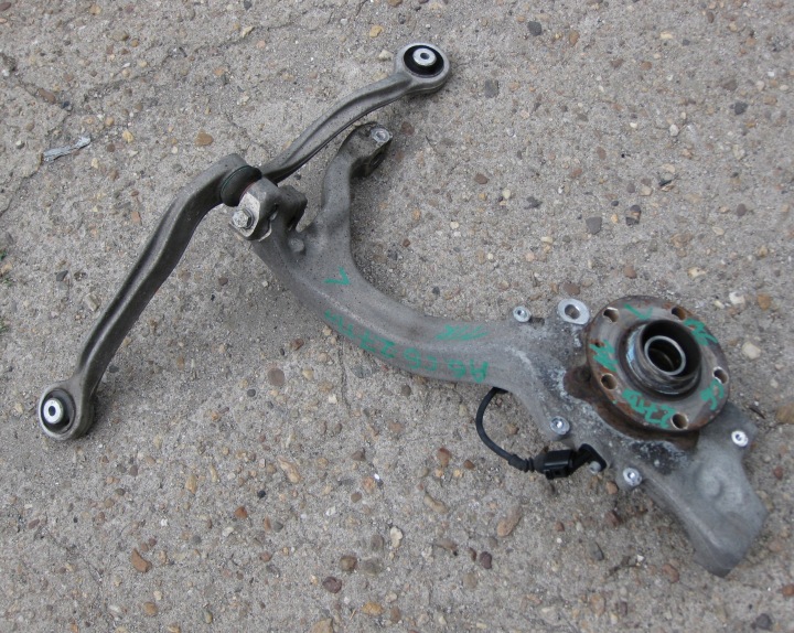 AUDI A6 C6 LIFT KOMBI 2.7 TDI Achsschenkel Radnabe Radlager Querlenker schenkel links vorne R4F0257