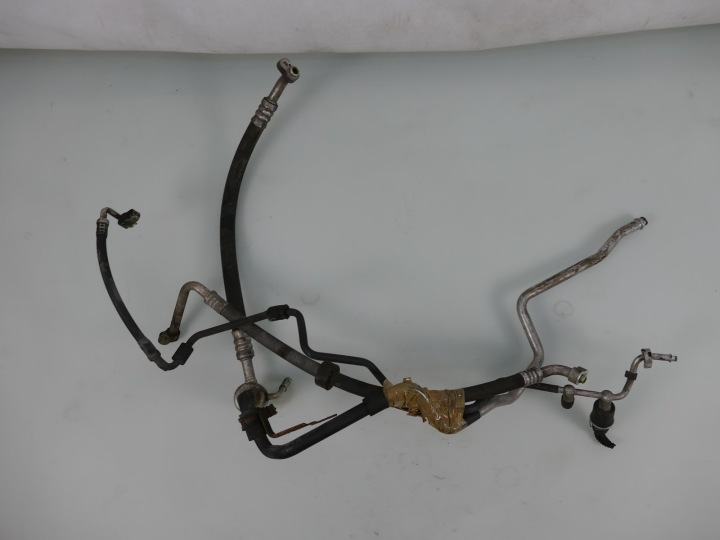 AUDI A3 8L 1.6 8V AEH wiring of the air conditioning running board