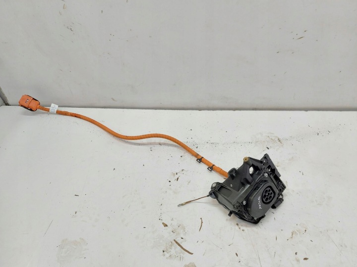 Porsche Taycan GTS 9J1 2023r Adaptateur ladowania baterii 9J1915372D