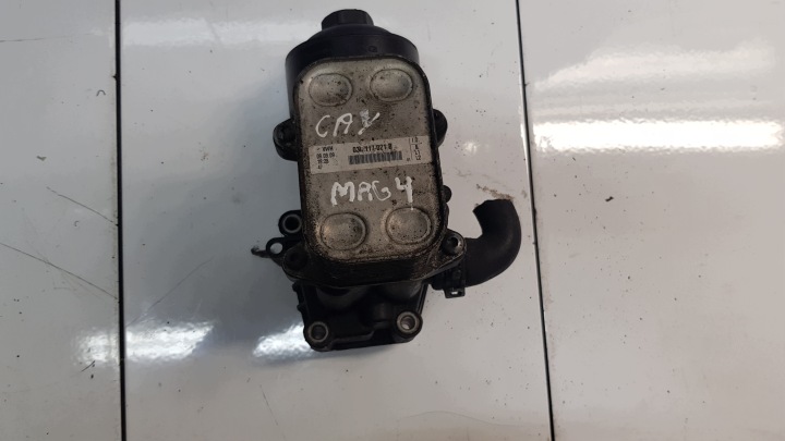 VW GOLF SKODA RAPID 1.6TDI CAY grundlage kühler filter oil 03L117021B