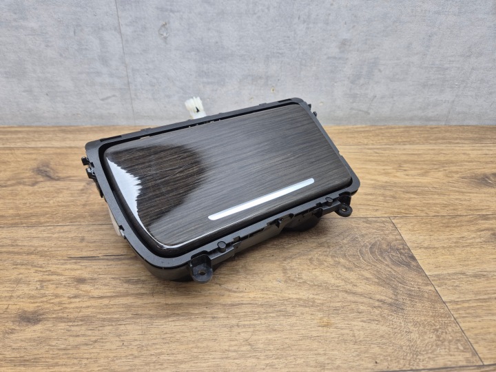 BMW 5 F10 F11 M5 LCI bracket for KUBKI CUPHOLDER HOLZ FINELINE 9283611