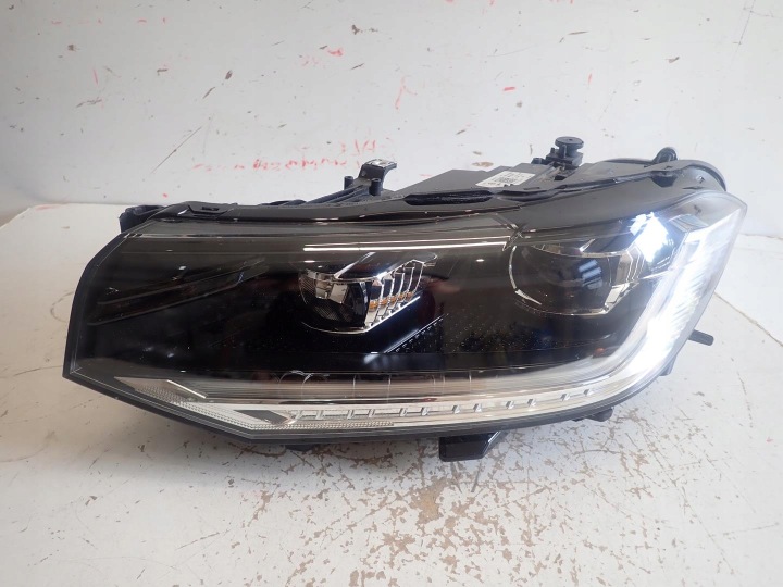 light front front left VW T-CROSS FULL LED 18