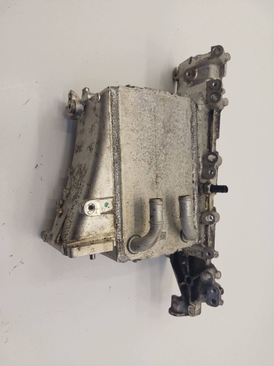AUDI A3 8V LEON III GOLF VII intake manifold 1.6 2.0 TDI 04L129766Q