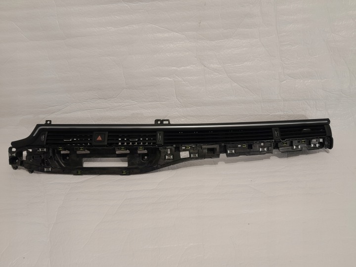 AUDI A5 F5 8W Lüftungsgitter des lüfters Armaturenbrett konsole 8W1820902D