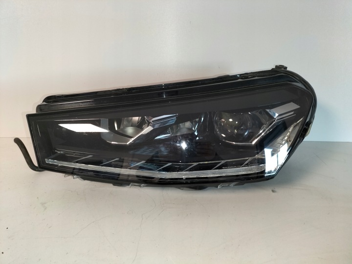 Licht vorne reflektor links SKODA FABIA 4 IV 21- FULL LED