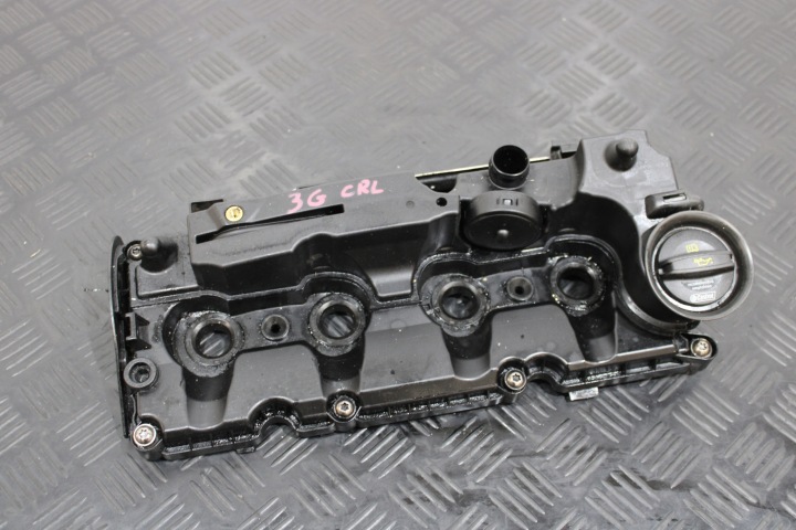 cover cover for engine 04L103469 VW PASSAT B8 3G0 2,0 TDI CRL