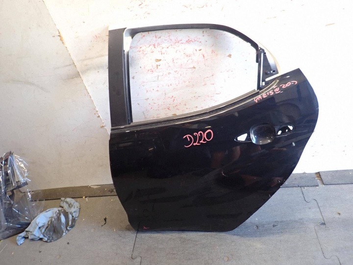 portière arrière arrière sinistre TOYOTA YARIS IV 2020