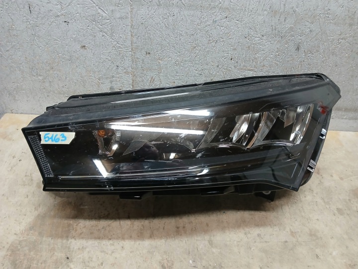 Feux phare Avant Gauche SKODA ENYAQ FULL LED 5LB941015