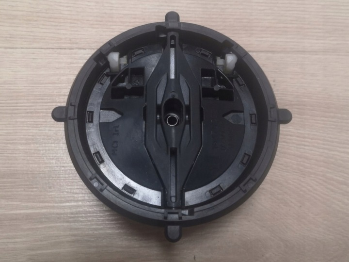 MASERATI LEVANTE Motorino USTAWIENIA sinistro SPECCHIETTO RETROVISORE PAMIEC 8 PIN OE