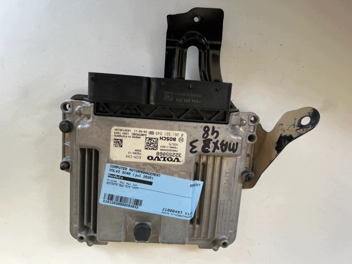VOLVO XC40 B3154T5 Computer 32255068 0261S21545 P0032255068 FQC6A-12