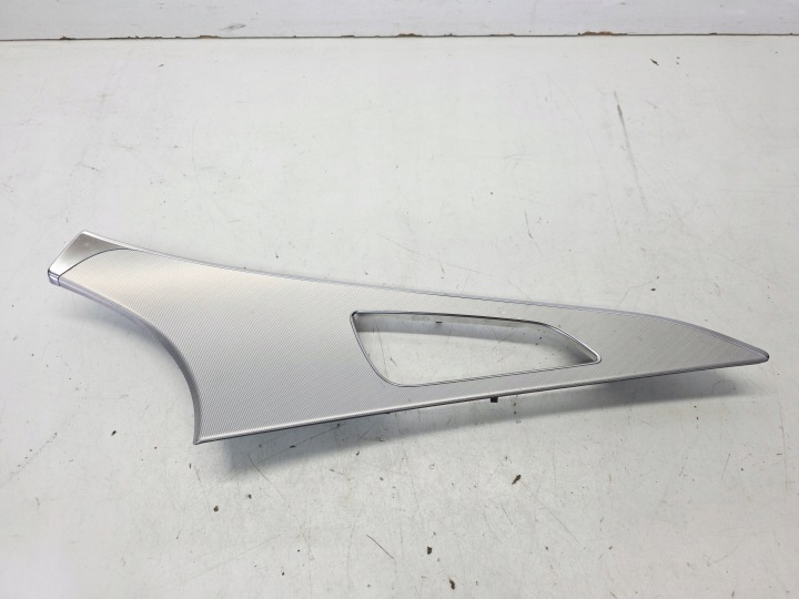 lišta DEKOR dveře pravý předek AUDI A6 C7 4G0867410 3/25