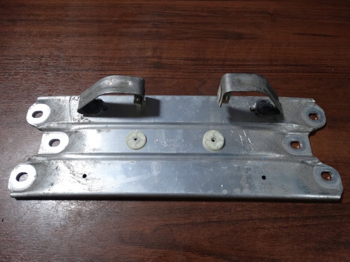 top zustand stütze halter hinten BMW G05 G06 G07 1