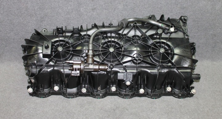 BMW G20 G30 G11 G14 G15 X5 G05 X6 G06 X7 G07 4.0i B58B30B/C intake manifold