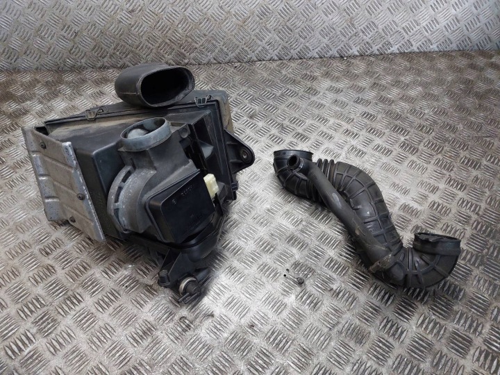 SCATOLA FILTRO Debimetro tubo tubo AUDI A6 C4 2.5 TDI
