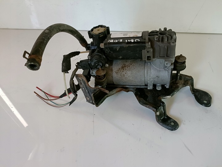 MERCEDES-BENZ E-MODEL suspension compressor (S211) A2113200304 31030123 6