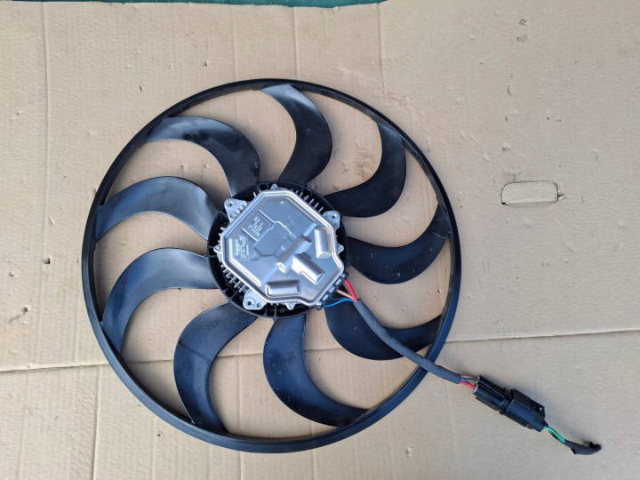 Kühlergebläse Lüfter FORD KUGA MK3 25r 2.5 HYBRYDA 3137232036
