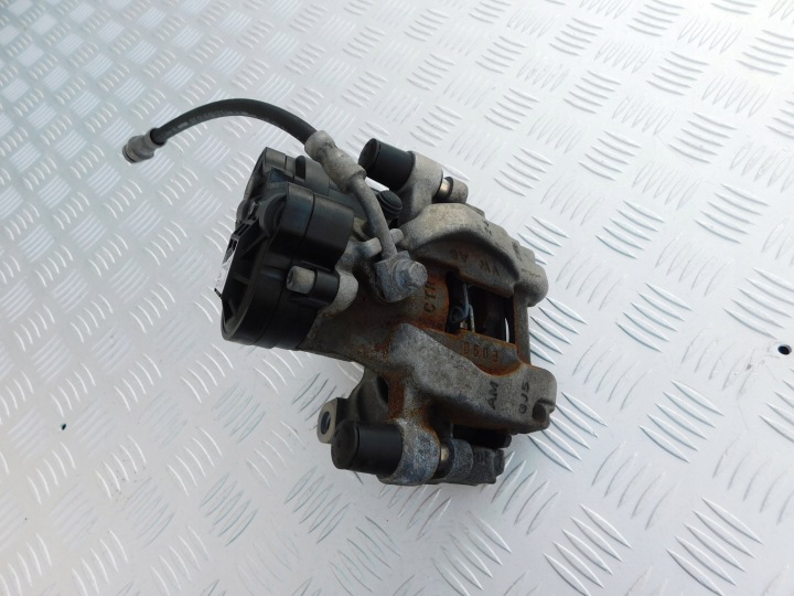 Audi Q3 80a Bremssattel Bremse Sattel Brems- heck Hand rechts 3Q0615405