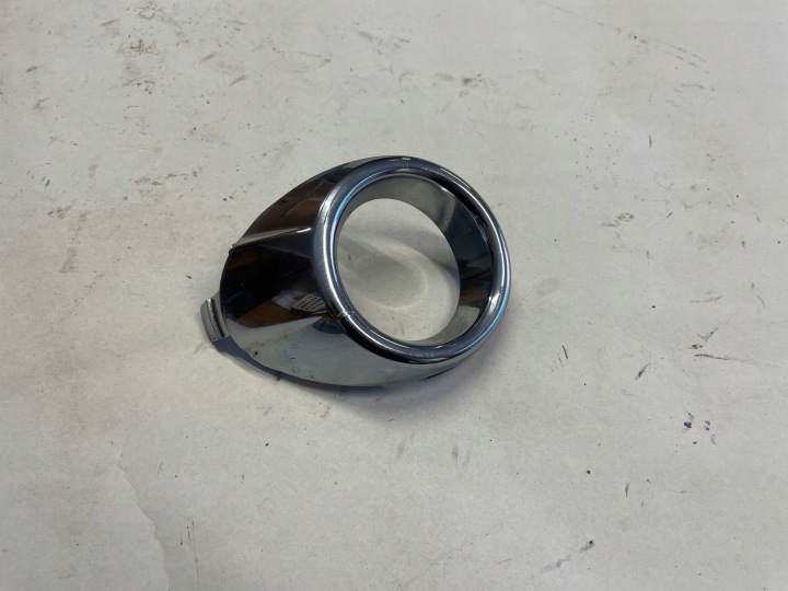 FORD FIESTA MK7 09-12 châssis antibrouillard droit 8A6115A222C
