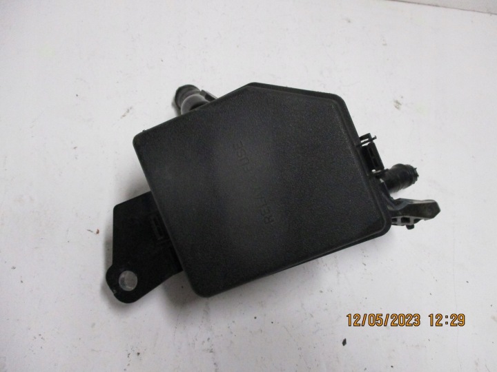 MODULE FUSIBLES TOYOTA RAV 4 V 82662-42670