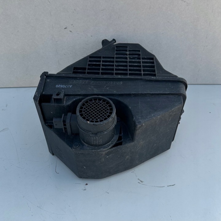 cover of a filter, air HYUNDAI TUCSON II 28110-D3100
