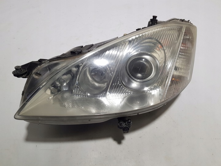 MERCEDES S-KLASA W221 Licht XENON links vorne