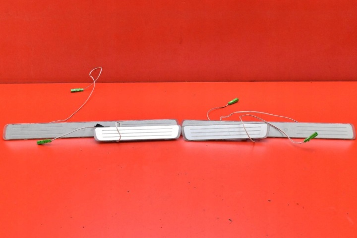 lišta lišty prahovÉ PODSWIETLANE KOMPLET 31463534 VOLVO S90 2 II 16-20