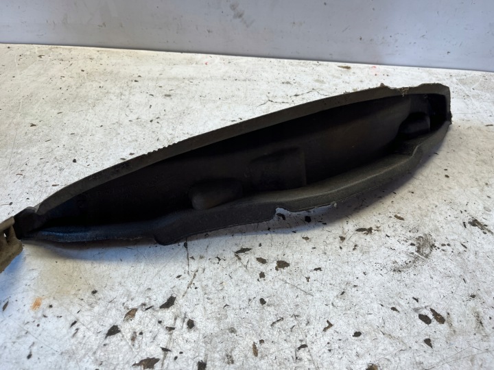 OPEL CORSA E PIANKA odhlučnění blatníku pravý předek 13427598