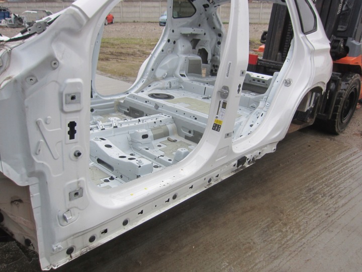 BMW X1 F48 Carrosserie Nu Arrière Support tôle arrière Aile Longeron BEZWYPADKOWA BUDA