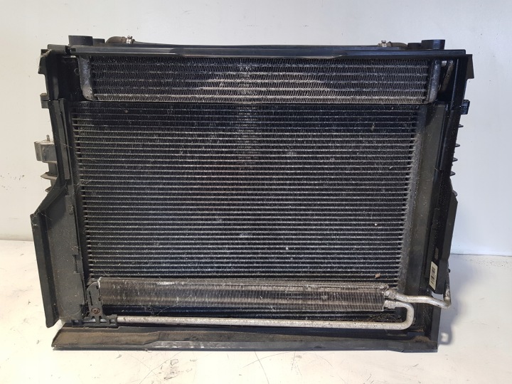KOMPLET radiatore BMW E65 E66 LIFT 750 4.8I 7561843