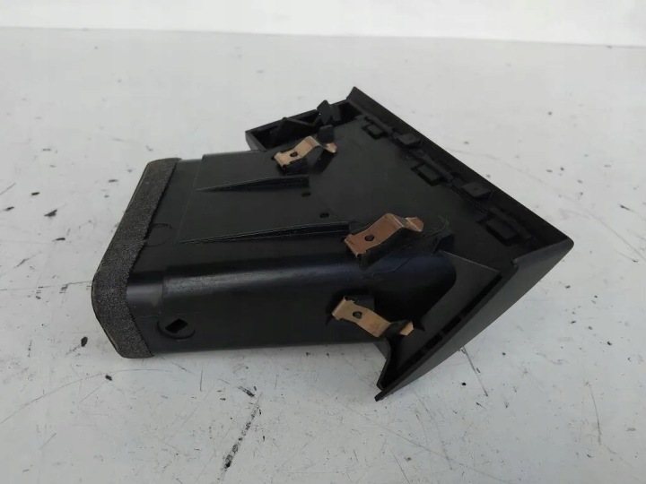 BMW X3 armatuurlaua (E83) 3400076 2.0L diisel 110 kW 2005 ventilatsioon 8