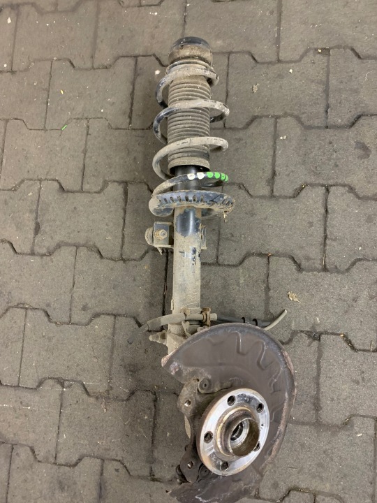 MCPHERSON Achsschenkel Radnabe Radlager links vorne SKODA FABIA III 1.4 TDI 14-18