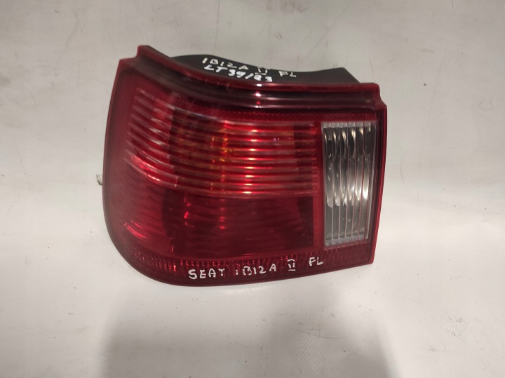 SEAT IBIZA II FL Licht links heck