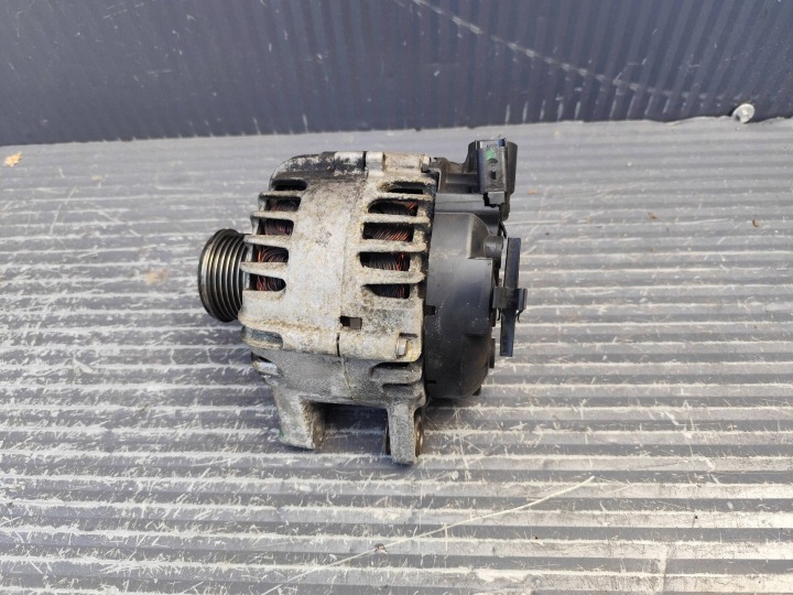PEUGEOT 2008 II 1.5 HDI ALTERNATOR 9835688980