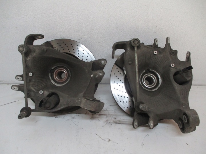Mozzo FUSELLO Mozzo FUSELLO posteriore posteriore PORSCHE CARRERA 3,0BIT 991331611 991331612