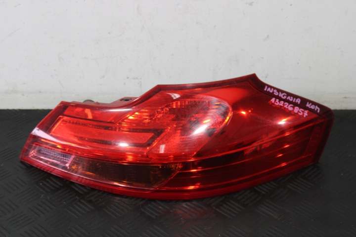FEUX PHARE DROITE ARRIÈRE OPEL INSIGNIA A 13226857
