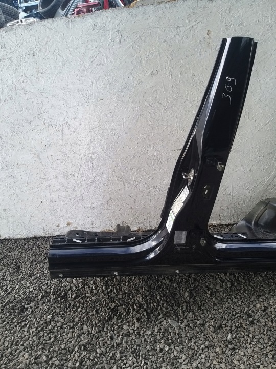 VW PASSAT B8 Jupe Garniture moulure montant Moyenne Gauche 14-22r