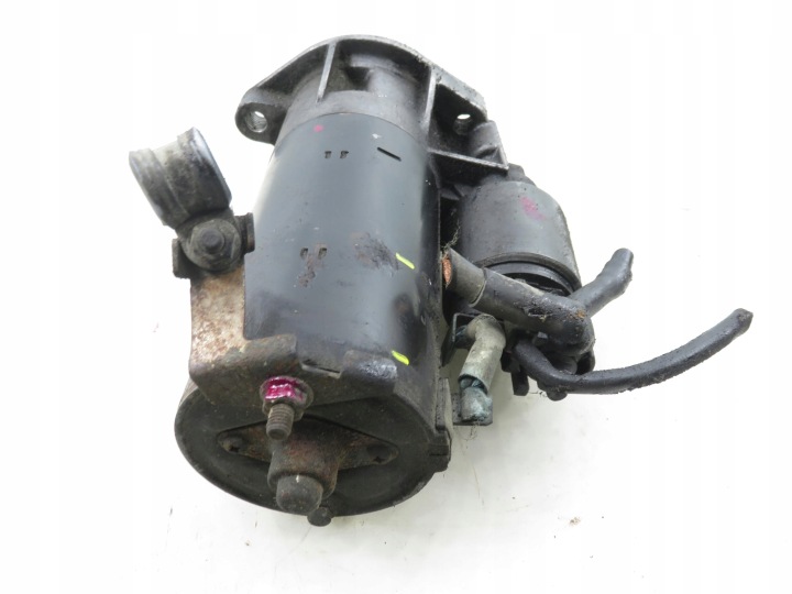 VW PASSAT B5 1,9 TDI 068911024G 4
