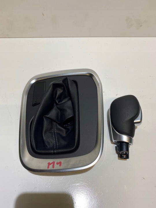 RENAULT MEGANE IV LIFT HLAVICA PREVODOV EDC RÁM