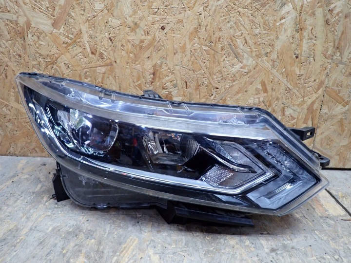light right REFLEKTOR right NISSAN QASHQAI II J11 LIFT
