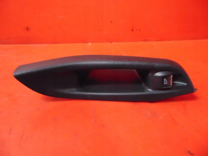 FOCUS 3 III MK3 PANEL ovladac oken pravý záď