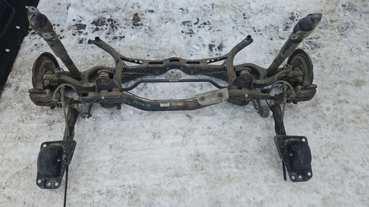 sKODA OCTAVIA II sider ZWIESZENIE axis rear part rear 1K0505315BG