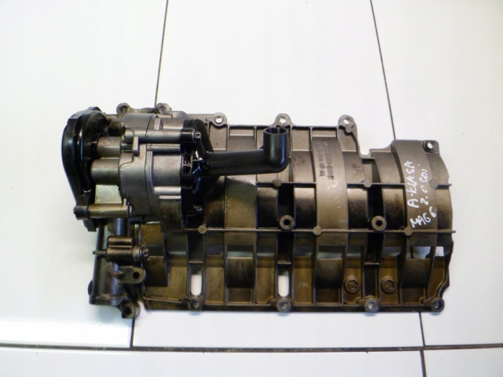 MERCEDES A W169 2.0CDI oil pump A6401810401 cover A6400140966